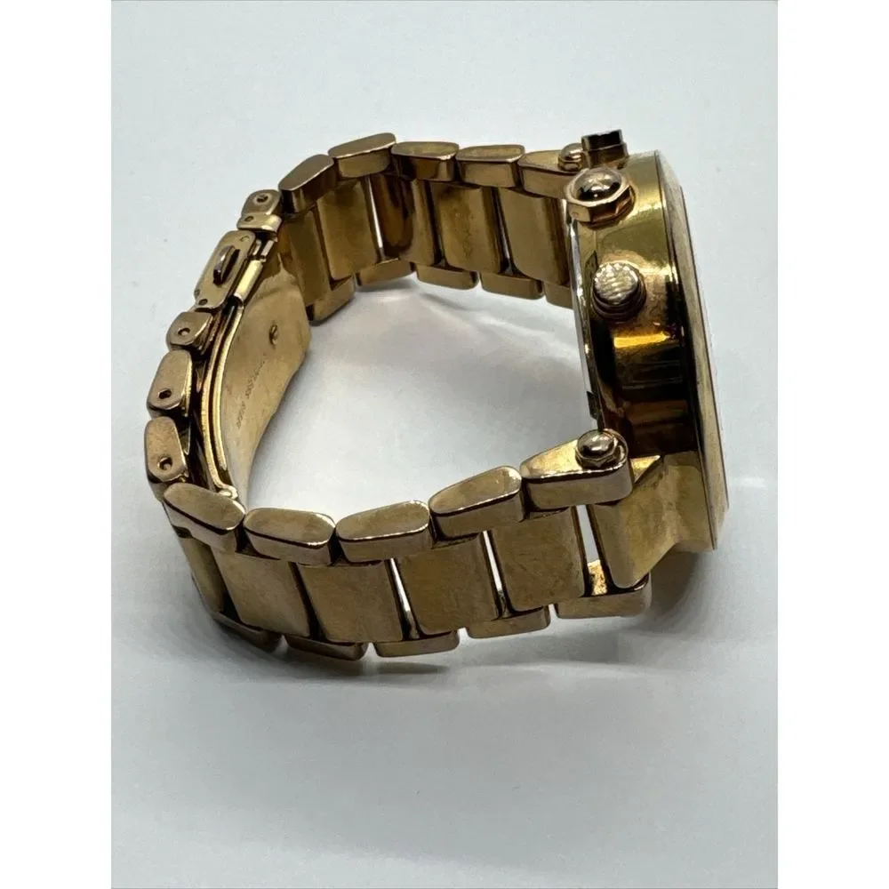 Michael Kors Parker MK5806 Women Rose Gold Steel Analog Dial Wrist Watch JNA871